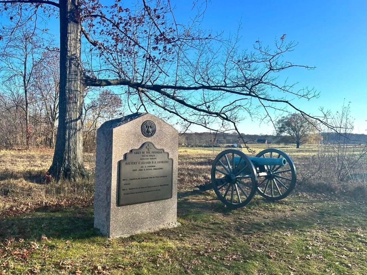 <1 Day> [Small Group of 2-14 People, Relive the Battle of Gettysburg] Gettysburg Day Tour: 4-Hour In-Depth Visit to Gettysburg National Military Park + Film 'A New Birth of Freedom' + Cyclorama360 Battlefield Simulation Theater + Gettysburg Town Tour64118945169537121