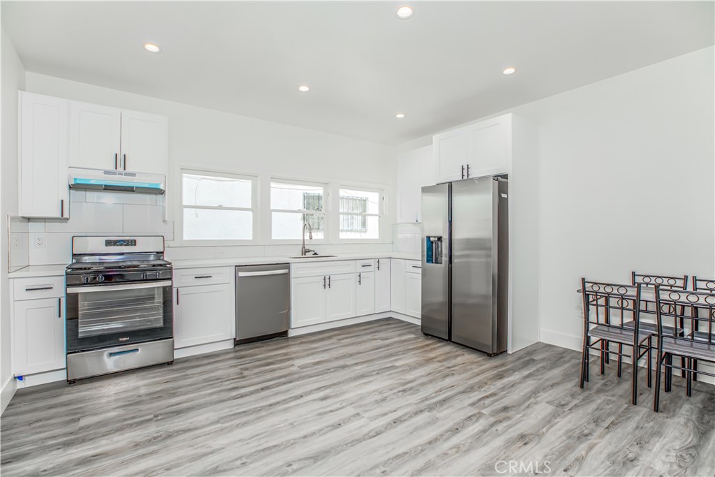 1616 S Norton Avenue Los Angeles CA, 9001964100178255875121