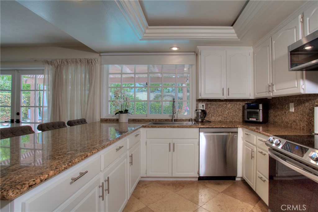 15412 Lorraine Way Irvine CA, 9260464024207392257121