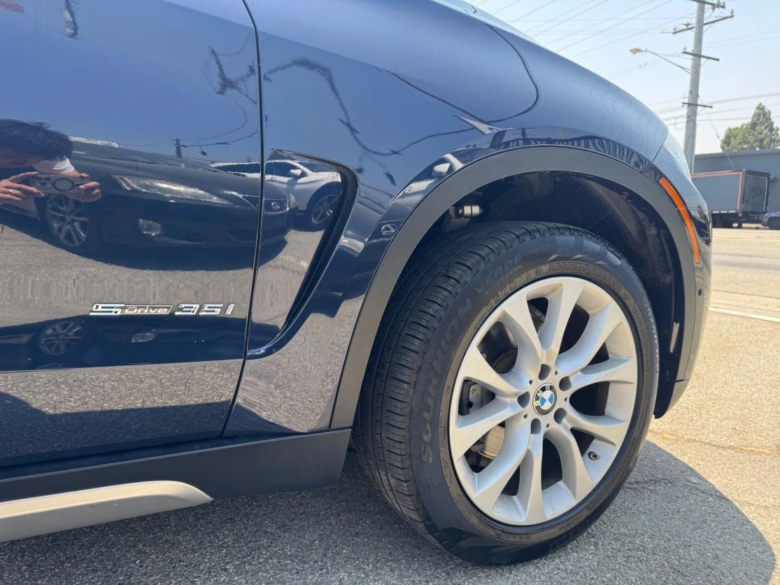2018 BMW X564035599489923127