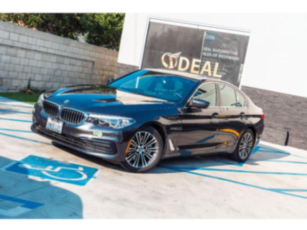 2019 BMW 530E SEDAN63323027960963121