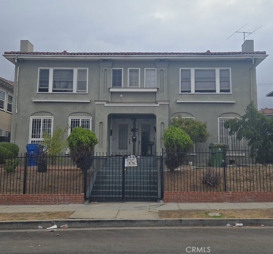 154 S Manhattan Los Angeles CA, 9000464133652342273122