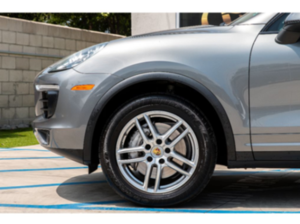 2017 PORSCHE CAYENNE S63349763025025124