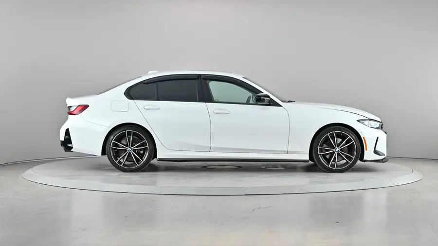 2023 BMW 3 Series65108249215617121
