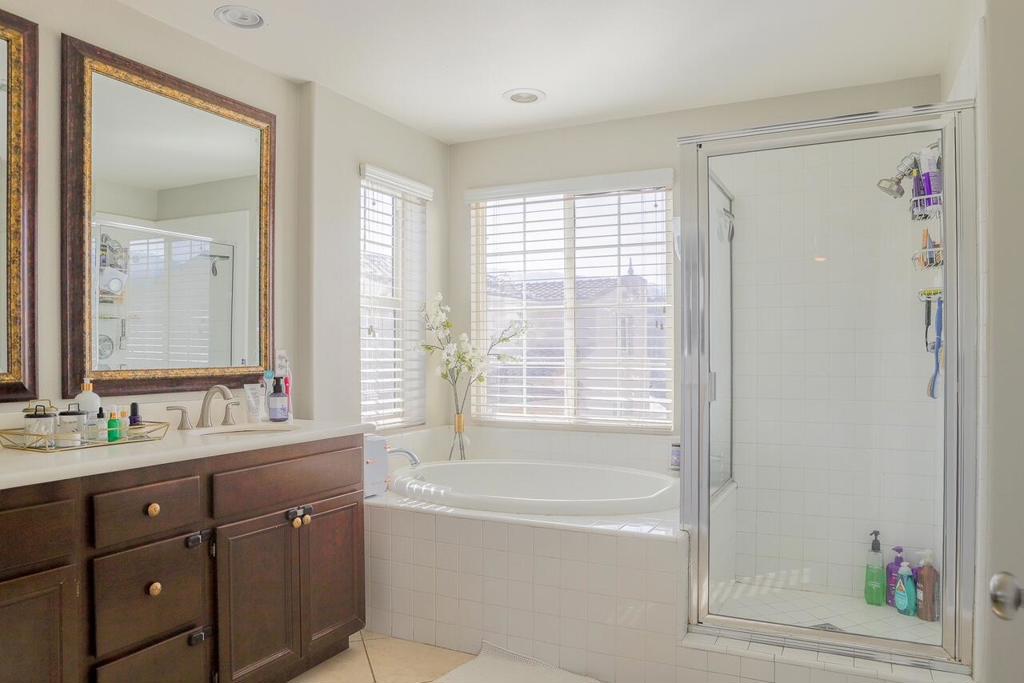 4216 Windspring Street Corona CA, 9288364133928548866122