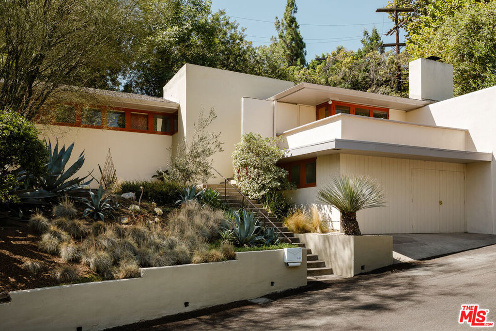 1642 Pleasant Way, Pasadena CA, 9110563701284583425120