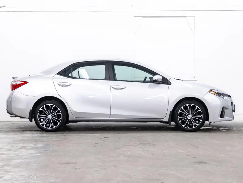 2016 Toyota Corolla64299975039745122