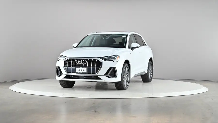 2022 Audi Q363759181636227123