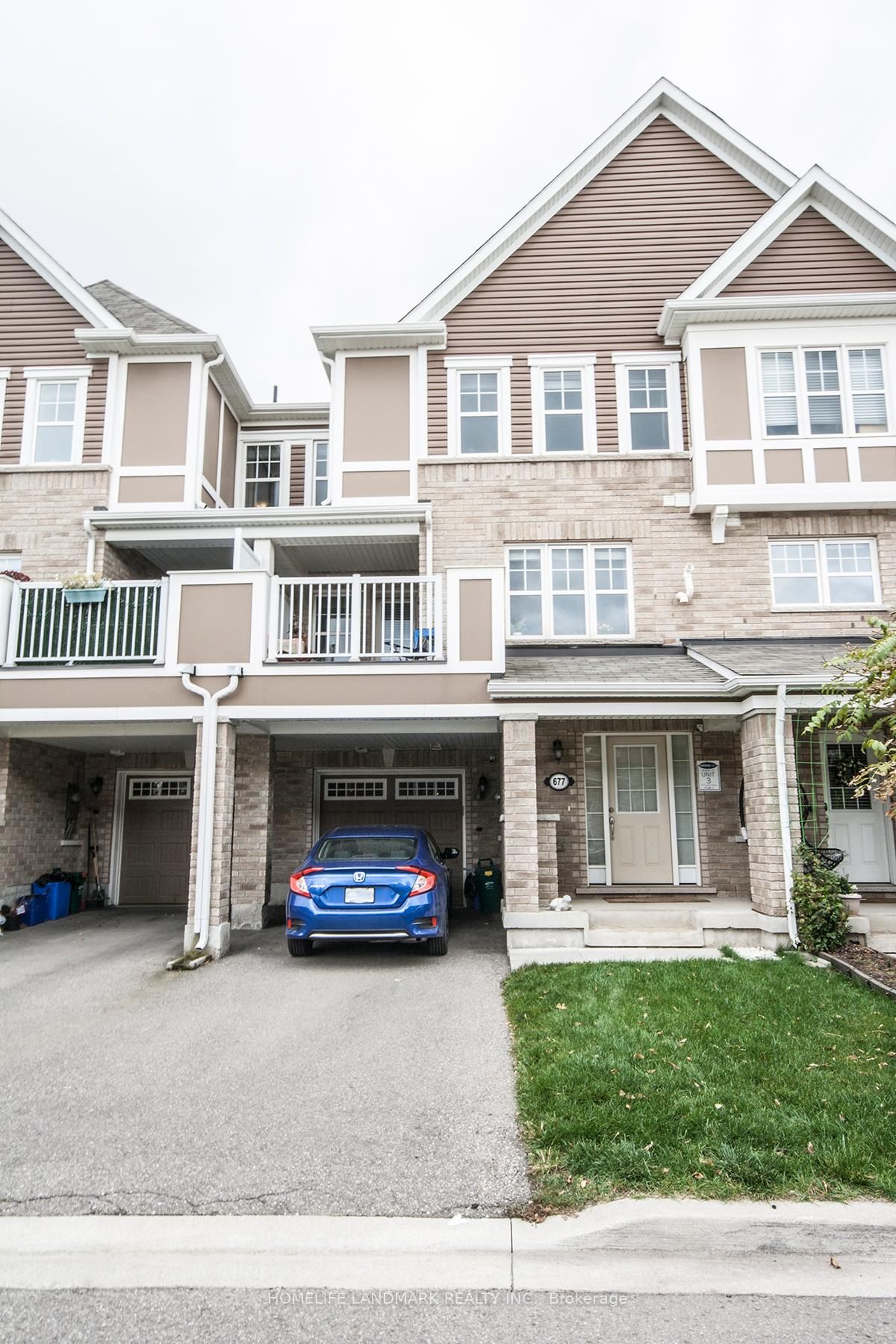 677 Laking Terrace, Milton