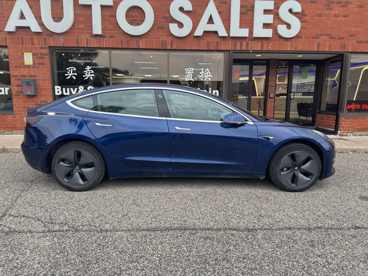 ﻿2019﻿ ﻿Tesla﻿ ﻿Model 3﻿ ﻿Standard Range Plus64135495497475121