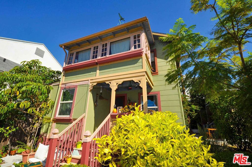 2315 2nd E Santa Monica CA, 9030464121452432131122