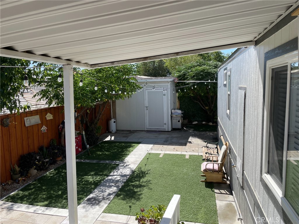 3255 E Avenue R 90 Palmdale CA, 9355064067563438595121