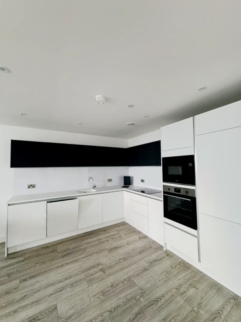 2 Bedrooms 2 bathrooms ST-Three60, Manchester