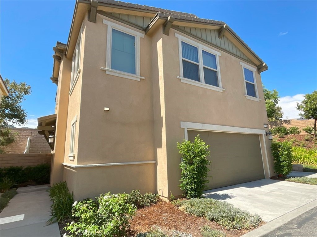 17188 Pioneer Way San Bernardino CA, 9240763633476402051120