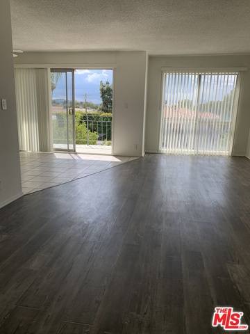 9023 Alcott 304 Los Angeles CA, 9003564107951069187120