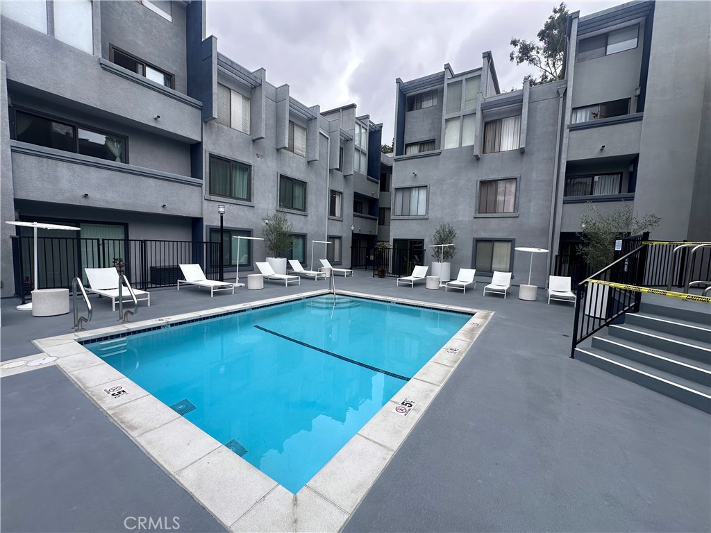 1940 N Highland 26, Hollywood Hills CA, 9006863879371864835120