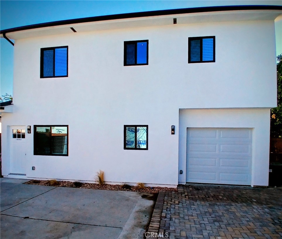 $3,900/month 18252 SATICOY Street Reseda CA, 9133564086618229378121