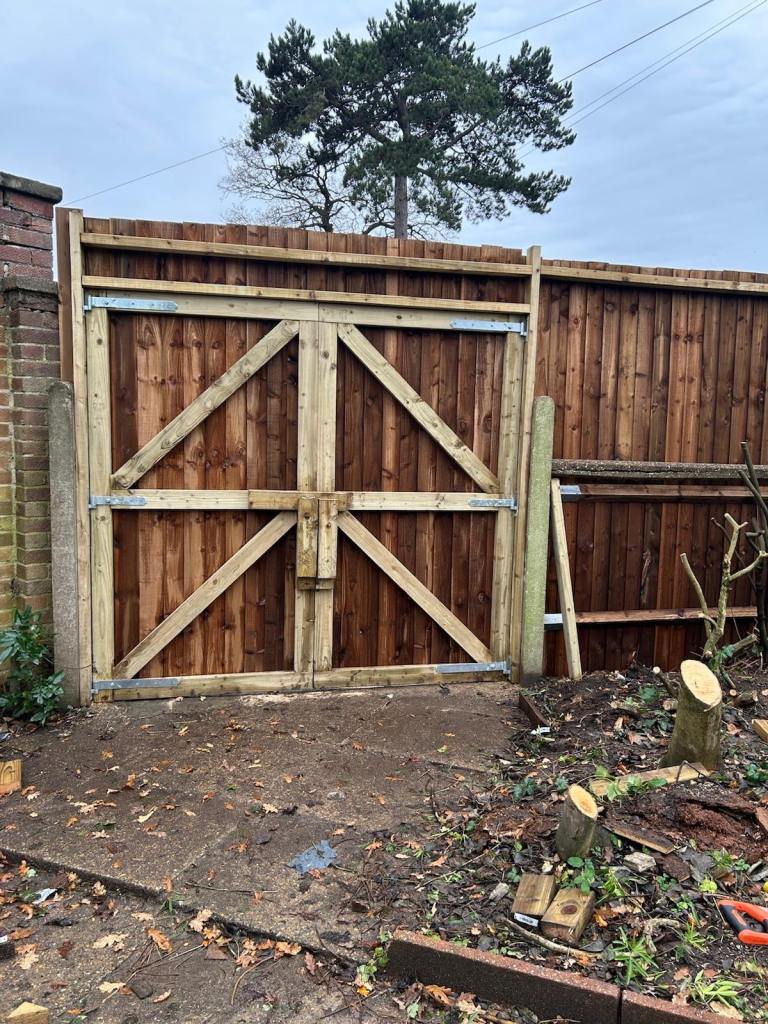 Garden Fencing Installation & Repairs |Garden Sheds | Door Installation