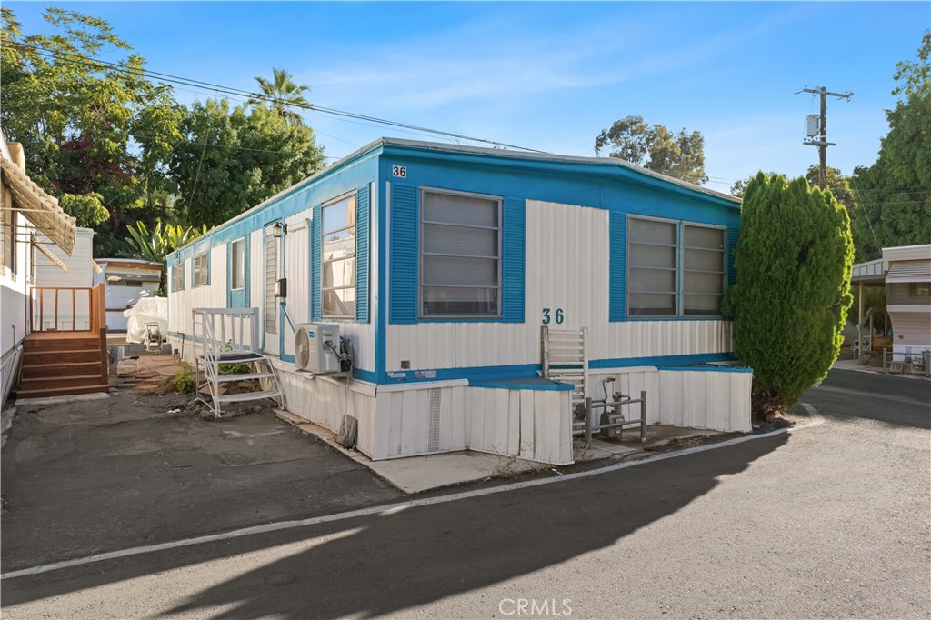 10711 Sherman Grove 36, Sunland CA, 9104063713399988355120