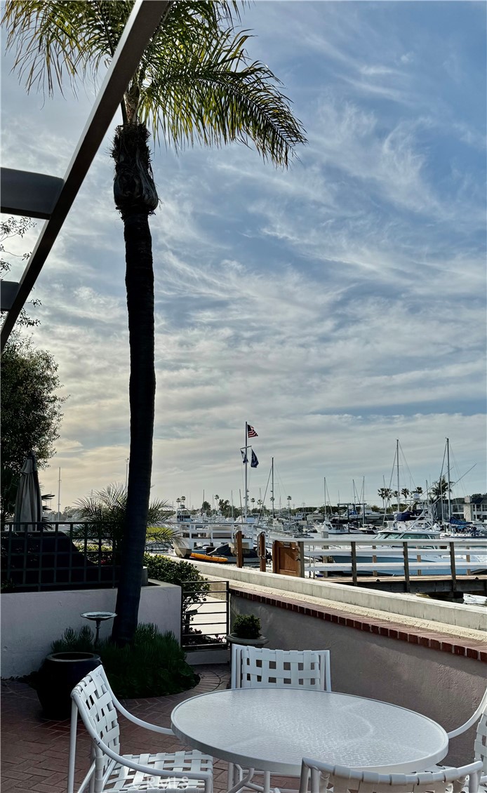$11,000/mes 1009 N Bay Front Newport Beach CA, 9266264134767620865120