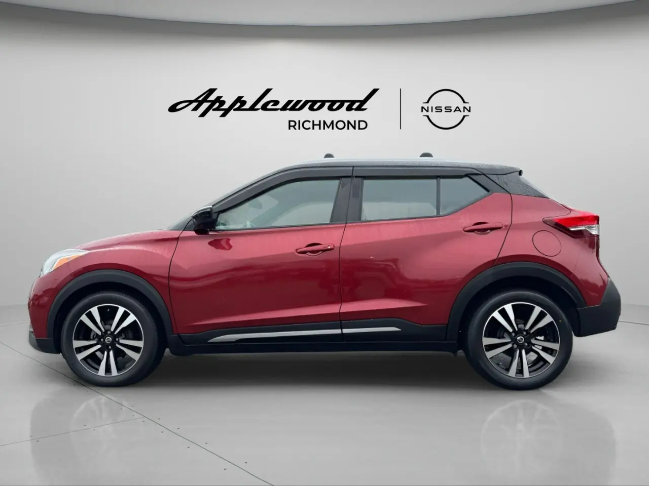 2020 Nissan® Kicks SR64113190924929121