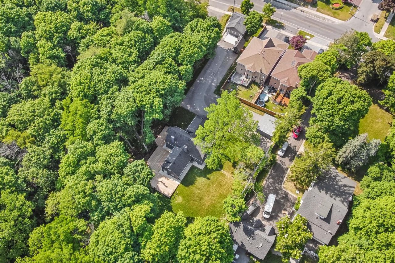 551 Military Trail
