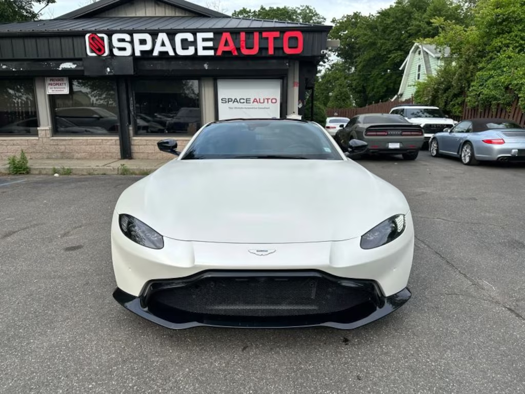 Pre-Owned 2019 Aston Martin Vantage Coupe 2D63282209706499121