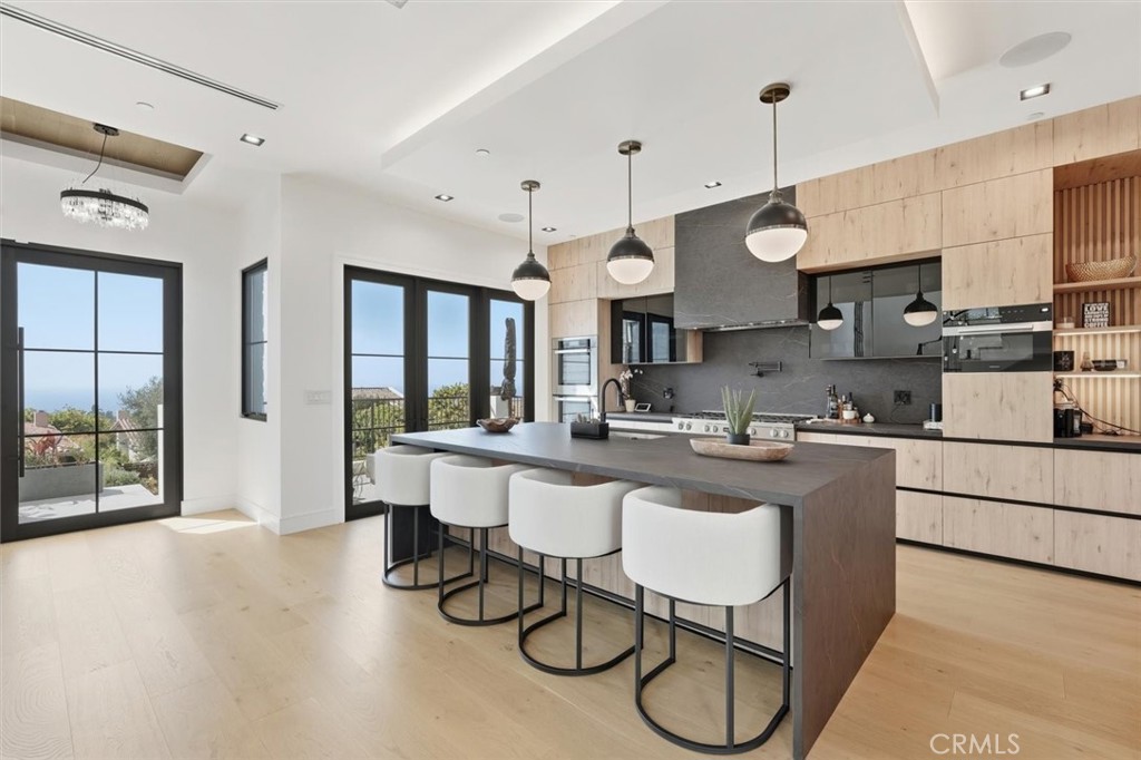 2532 Via Sanchez, Palos Verdes Estates CA, 9027464066444589442121