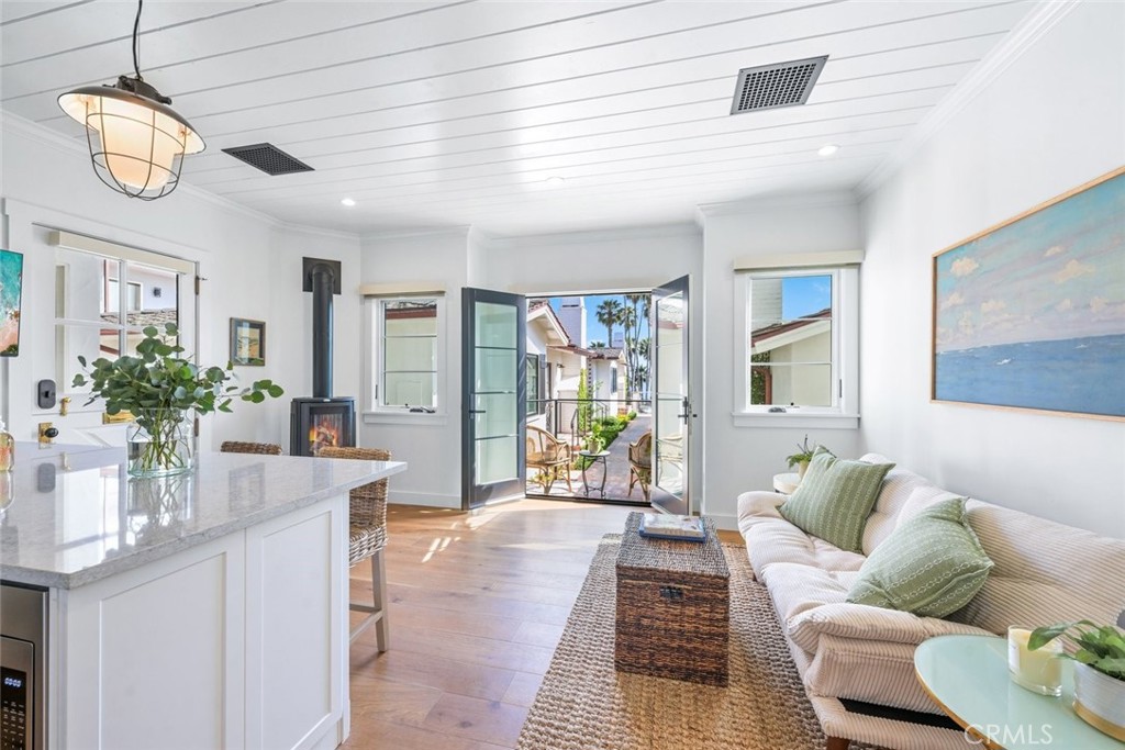 358 Cliff Laguna Beach CA, 9265164133530548355120