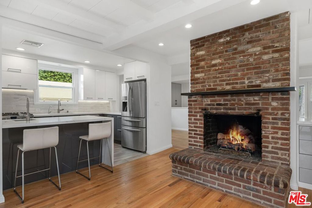 5346 Natick Avenue Sherman Oaks CA, 9141163711624594819122