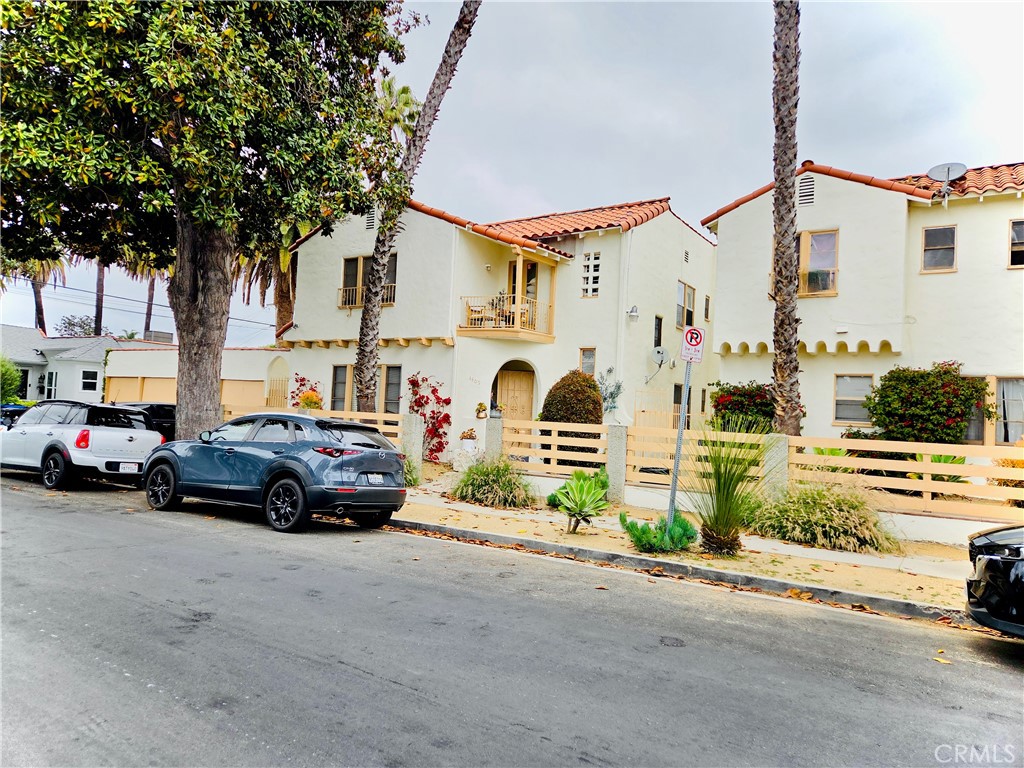 2853 Buckingham Road Los Angeles CA, 9001664140010070274121