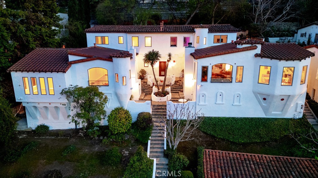3702 Arbolada Road Los Feliz CA, 9002764133595066755120