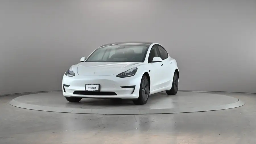 2021 Tesla Model 364631895980033121