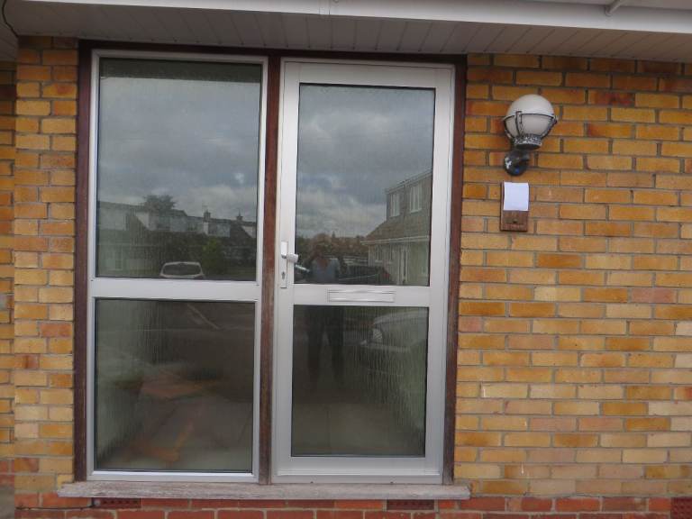 Aluminium Front Door with Side Panel for Sale