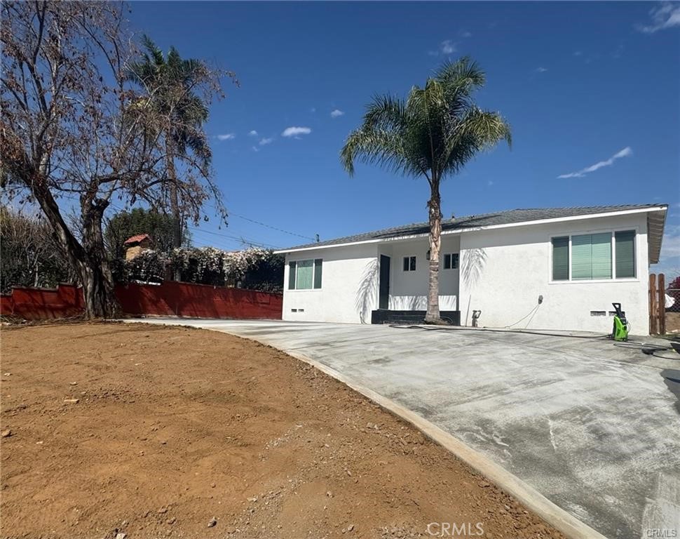 $1,950/month 3561 Russell Street 1 Riverside CA, 9250164098496777473120