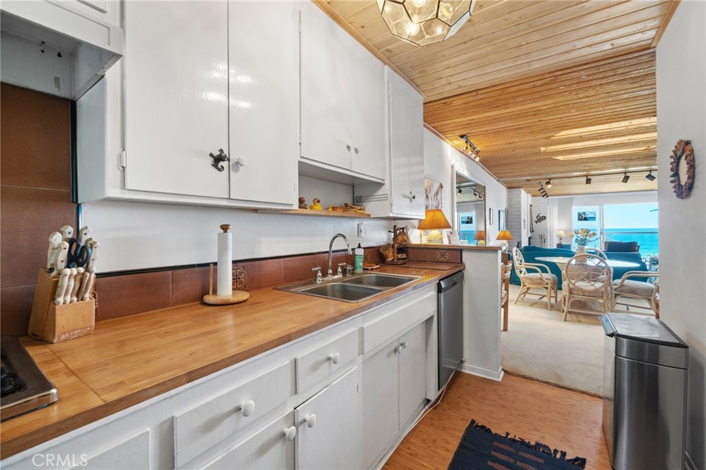 22626 Pacific Coast Highway 19 Malibu CA, 9026564119003363841122