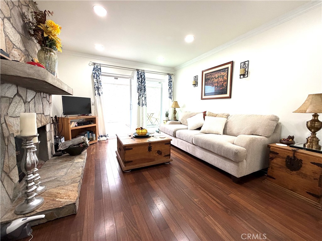 24373 La Glorita Cir Newhall CA, 9132164086591842434120