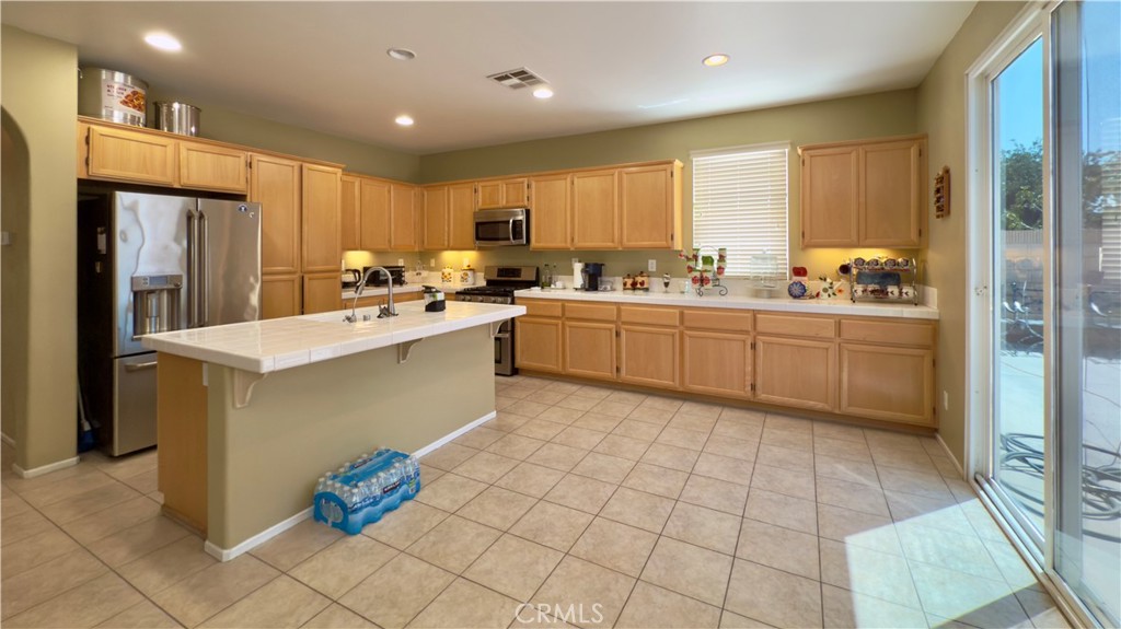 2234 Avenida Del Mar Lancaster CA, 9353563712466563075122