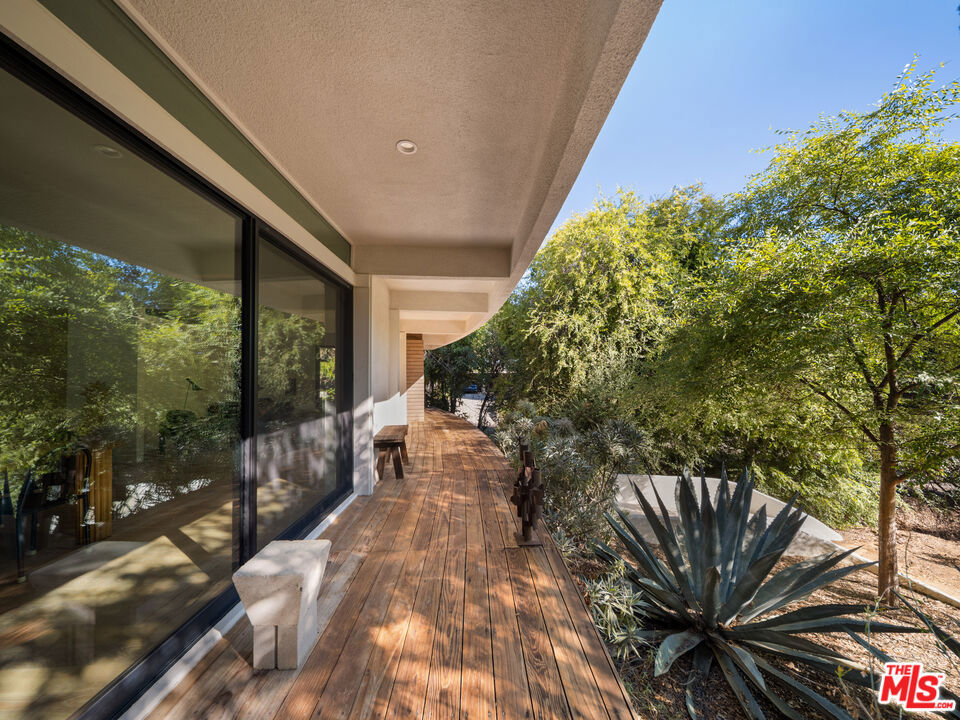 176 Jaxine Drive Altadena CA, 9100164131536703363122
