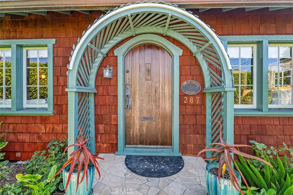 287 Myrtle Street, Laguna Beach CA, 9265164121821240450121