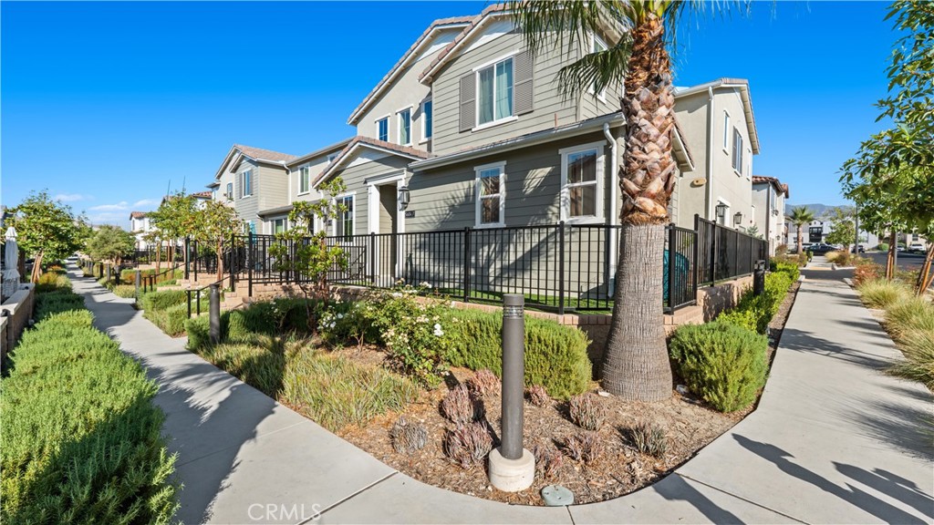 5604 Altamura Way Fontana CA, 9233664132151518465122