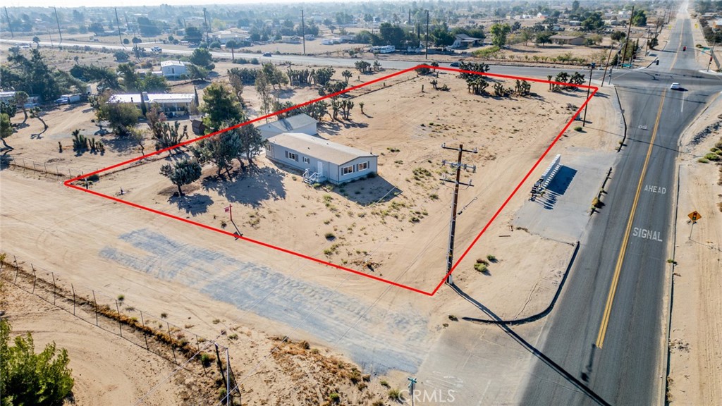 6525 Lindero Phelan CA, 9237164066886776322121