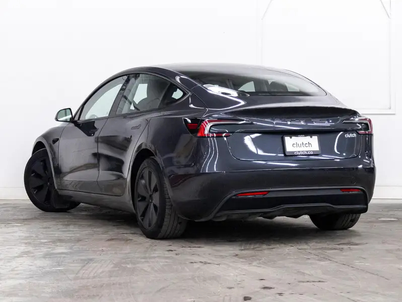 2024 Tesla Model 363647309784449122