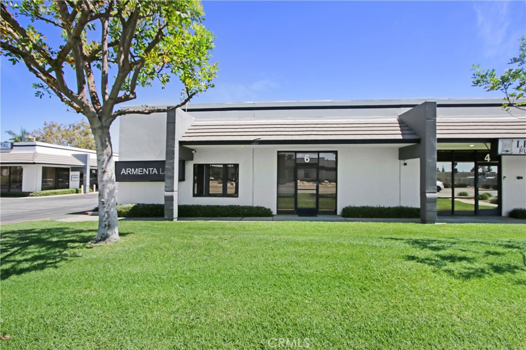 6 N Central Ave, Upland CA, 9178663701672722179122