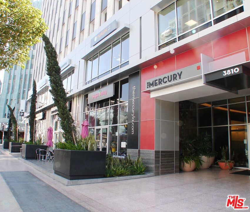 3810 Wilshire Boulevard 1411 Los Ángeles CA, 9001064121415343618121