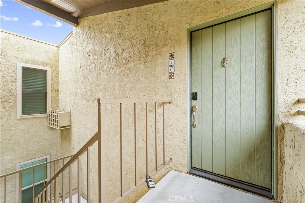 1345 Cabrillo Park Drive L16, Santa Ana CA, 9270163645052162947122