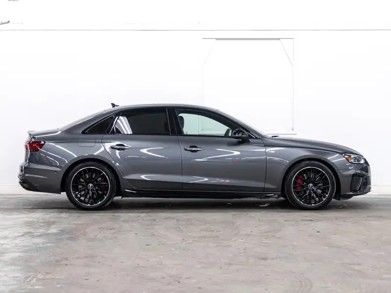2024 Audi A464777295765633121