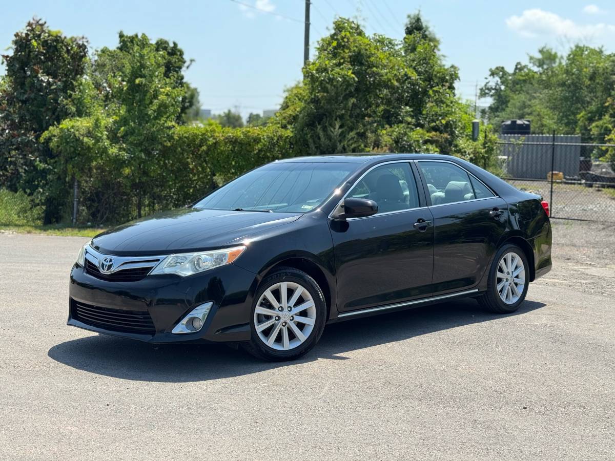 Toyota Camry XLE 2013