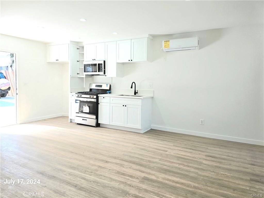 $1,650/month 8734 1/4 Ramsgate Avenue Los Angeles CA, 9004564067749788929121