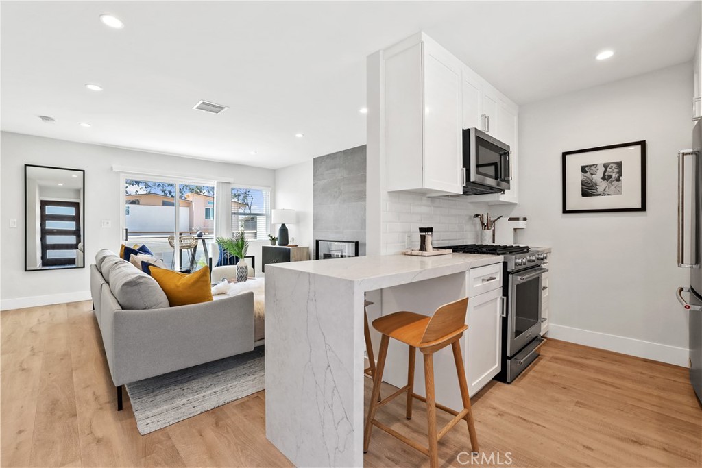 444 Seaward Corona Del Mar CA, 9262564100175650435122
